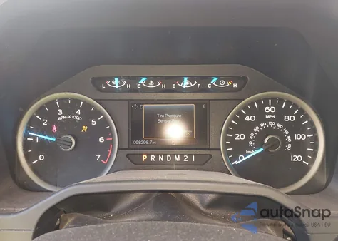 2015 Ford F-150 Xlt z USA, uszkodzony, nr VIN 1FTFX1EF2FFA10415